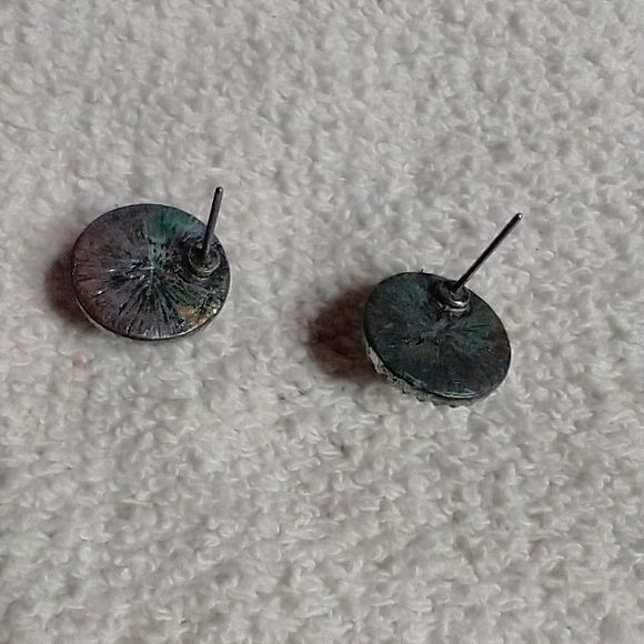 Blue button post earrings no backs need cleaning - Picture 2 of 3